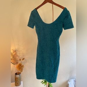 Size small flower raised print dress. Forever21. Dark green.